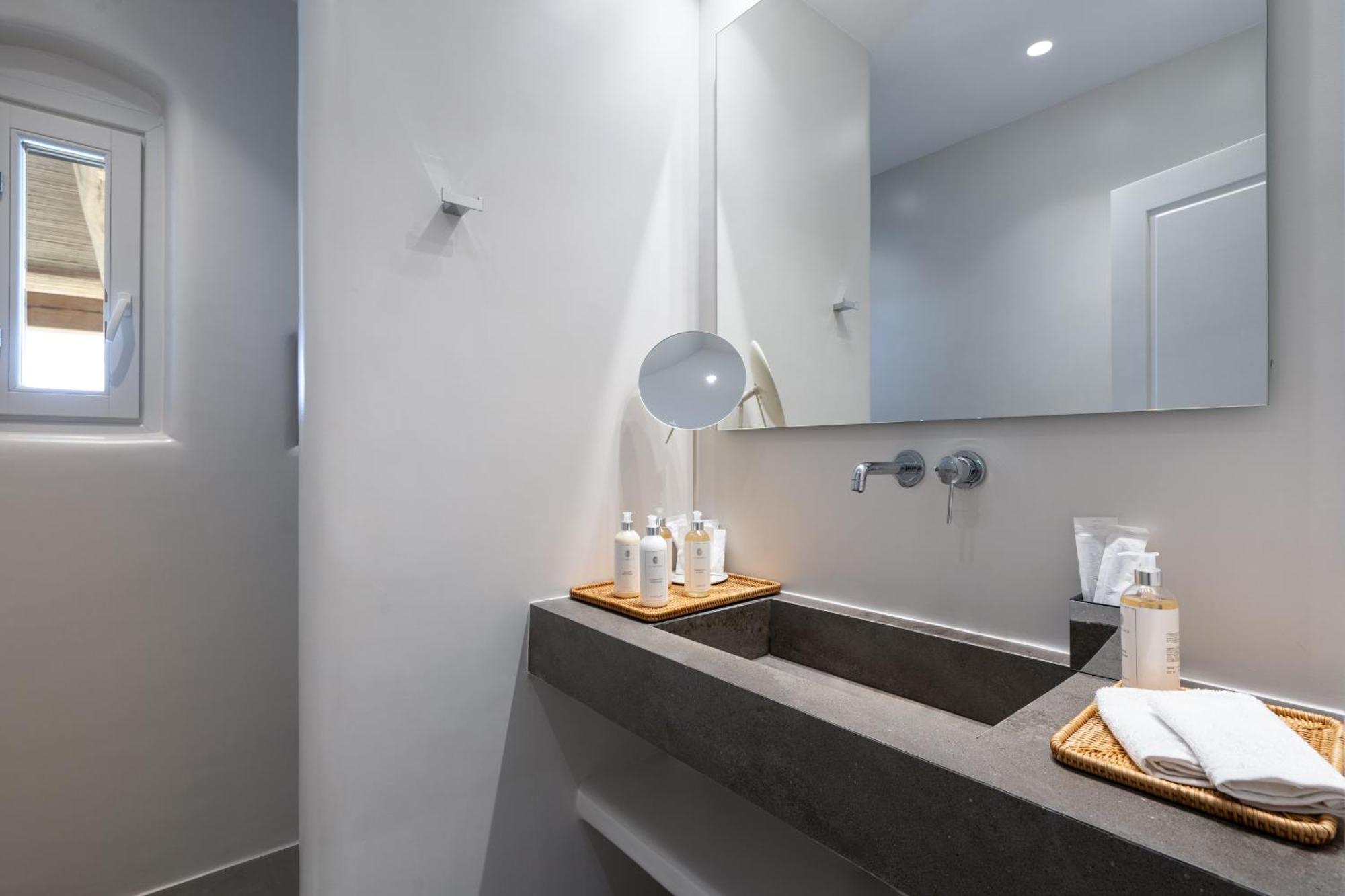 Annabel's Luxury Suites Imerovígli Extérieur photo