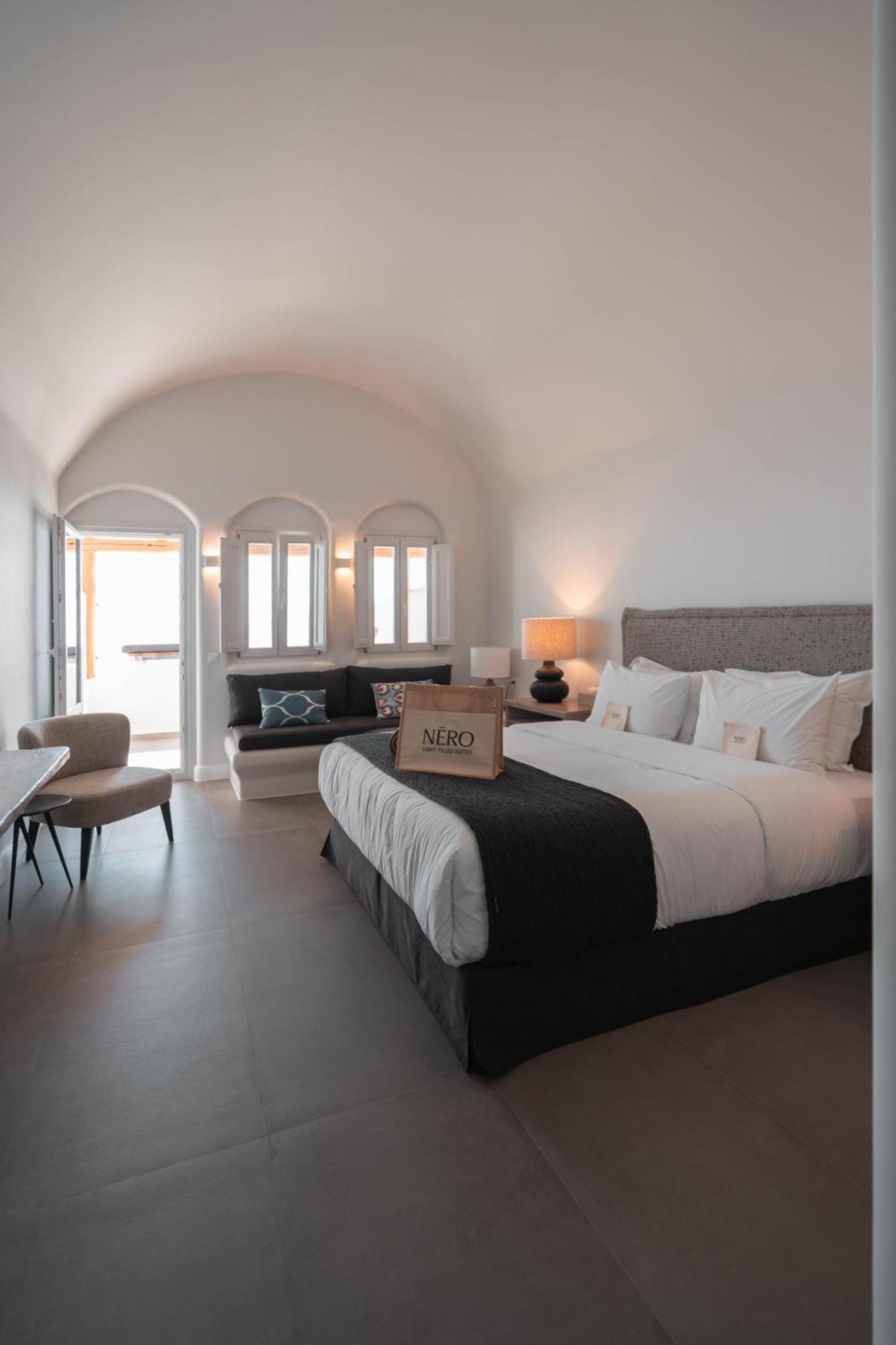 Annabel's Luxury Suites Imerovígli Extérieur photo